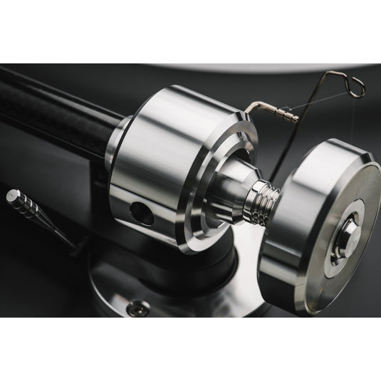 Pro-Ject Debut Reference 10 Turntable with Pick it PRO B Cartridge
