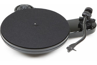 Pro-Ject RPM 3 Carbon Turntable with Ortofon 2M Silver Cartridge