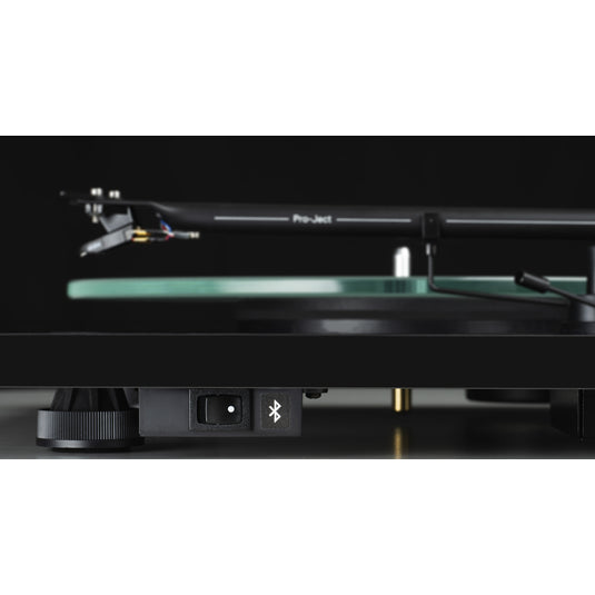 Pro-Ject T1 EVO BT Turntable with Ortofon OM 10 Cartridge